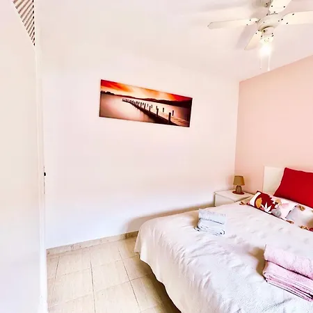 Apartment !!! Relaxing View, The Heights With Terrace And Heated Pools, Cristianos Los Cristianos (Tenerife)