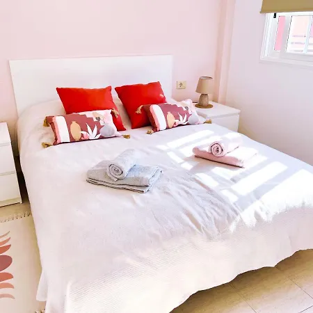 Апартаменты !!! Relaxing View, The Heights With Terrace And Heated Pools, Cristianos