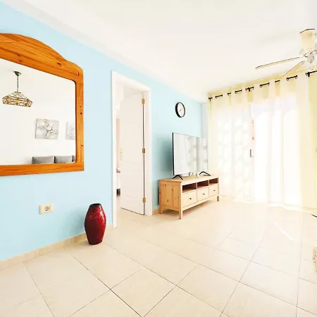 Апартаменты !!! Relaxing View, The Heights With Terrace And Heated Pools, Cristianos