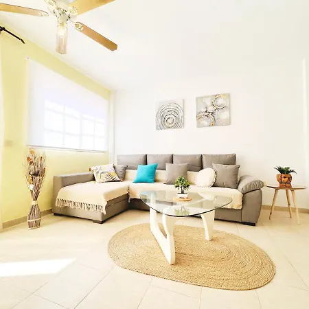 Апартаменты !!! Relaxing View, The Heights With Terrace And Heated Pools, Cristianos